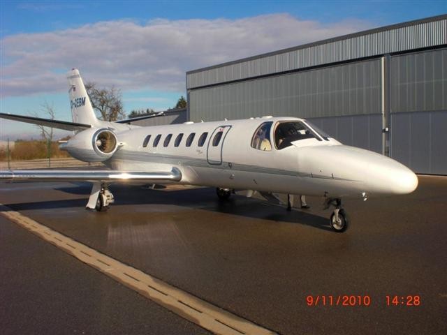 Image of tail N564M