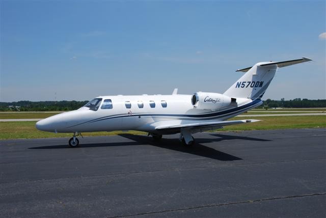 Image of tail N570D
