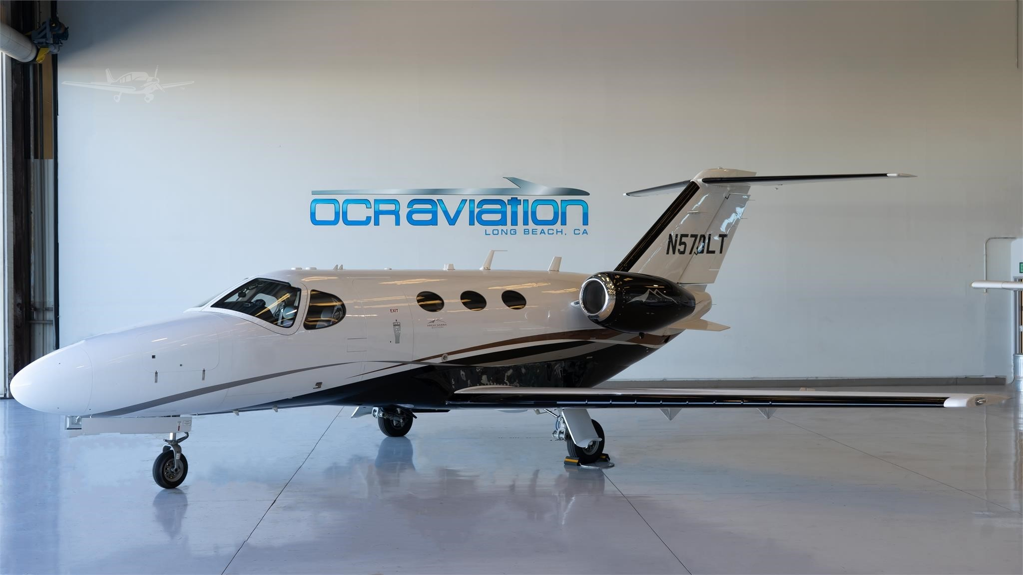Image of tail N570LT