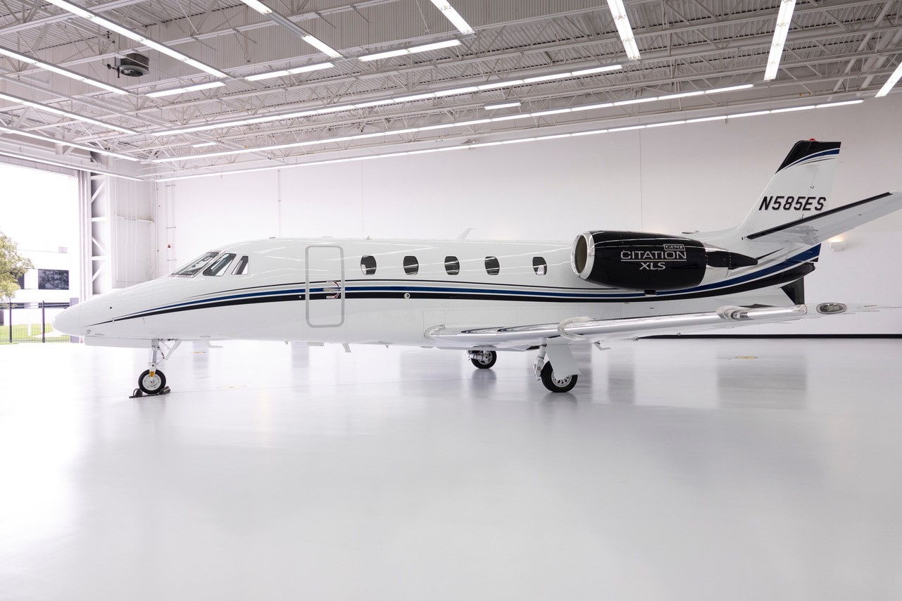 Aircraft Image for N585ES