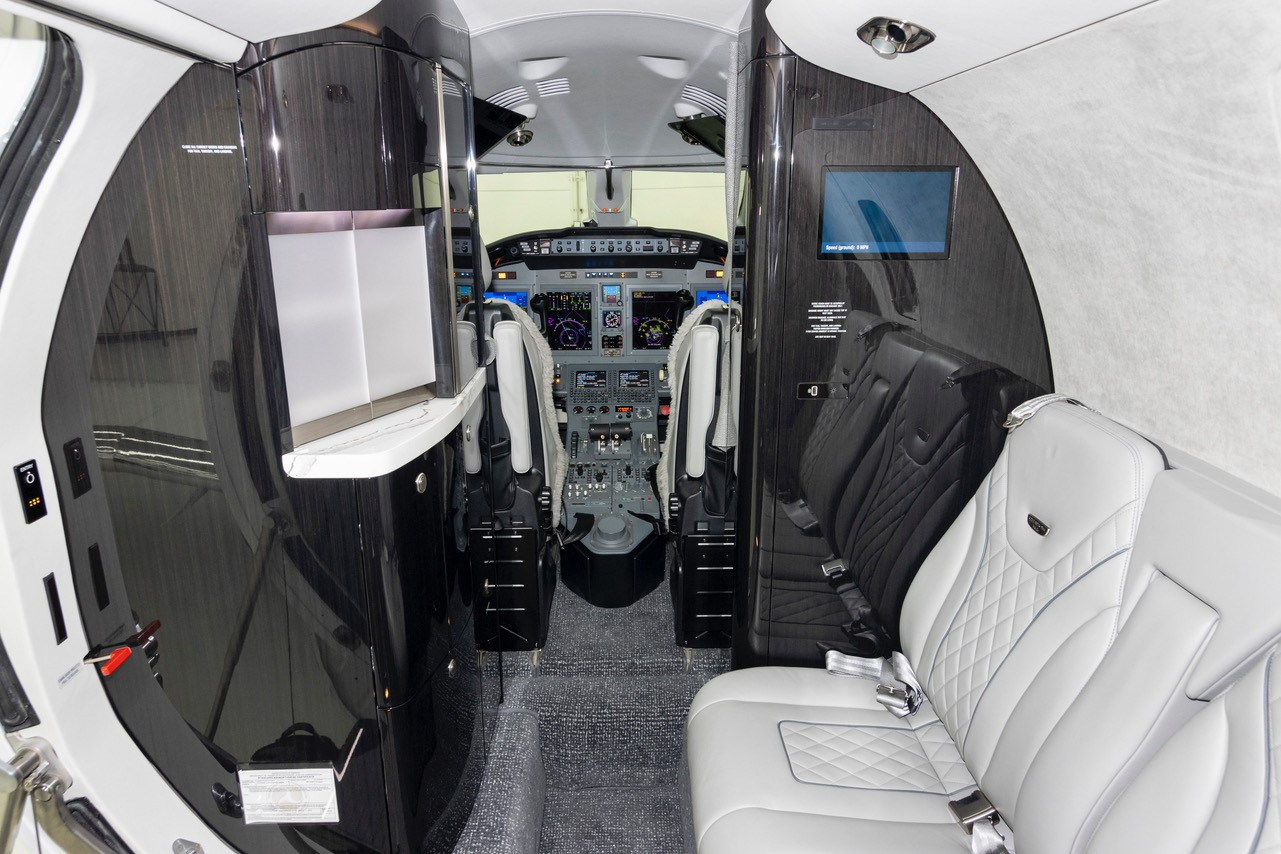 Aircraft Image for N585ES