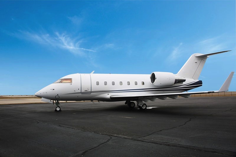 N345XB Challenger 604 | Virtual Hangar