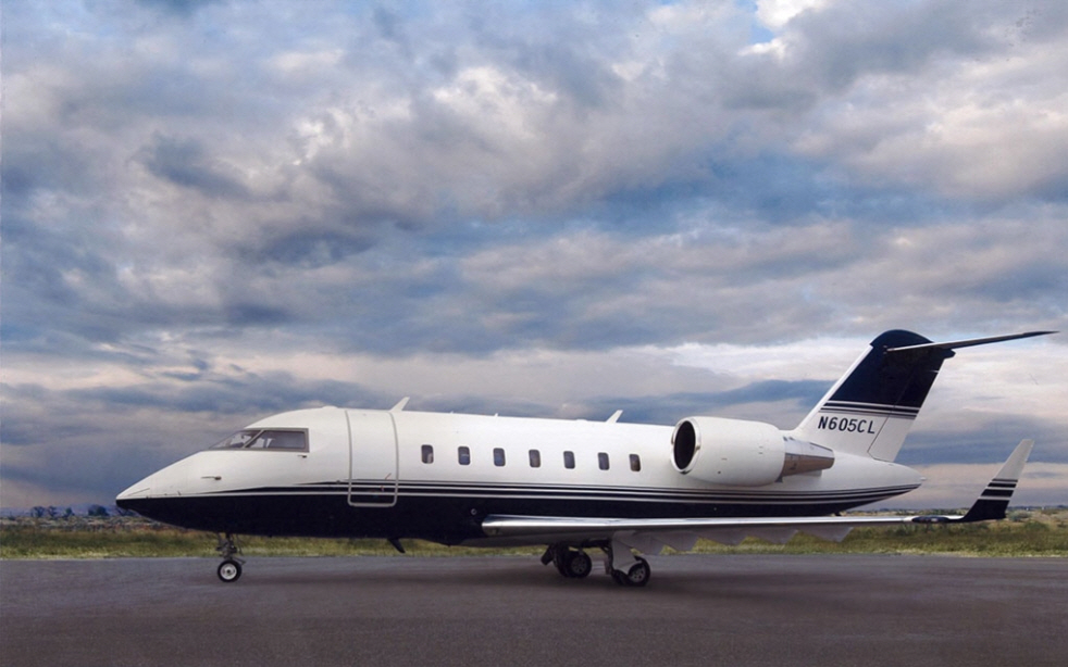 Image of tail N605CL