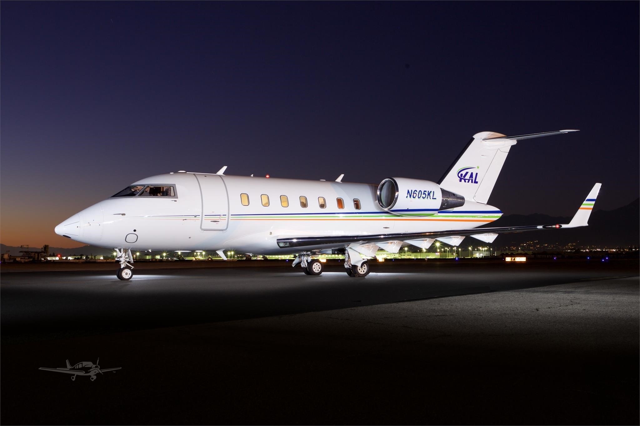 N605GS Challenger 605 | Virtual Hangar