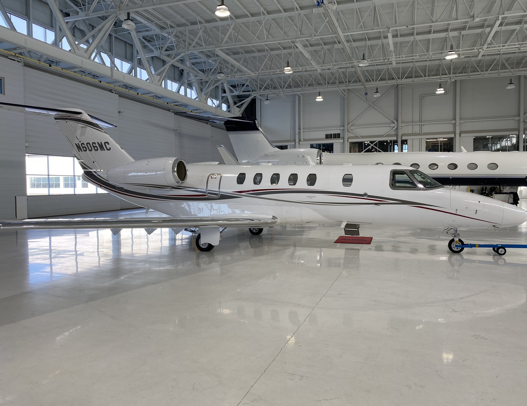 Image of tail N606MC