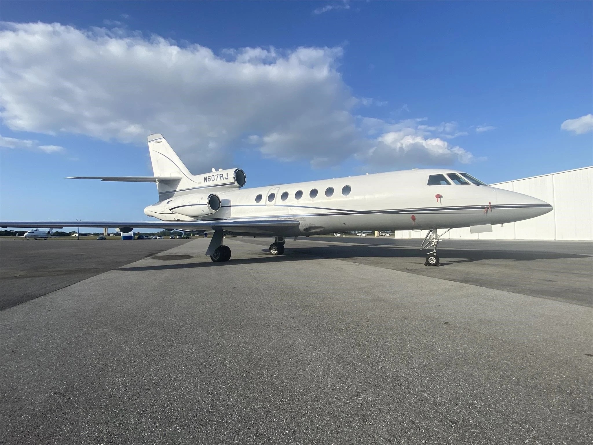 Image of tail N607RJ
