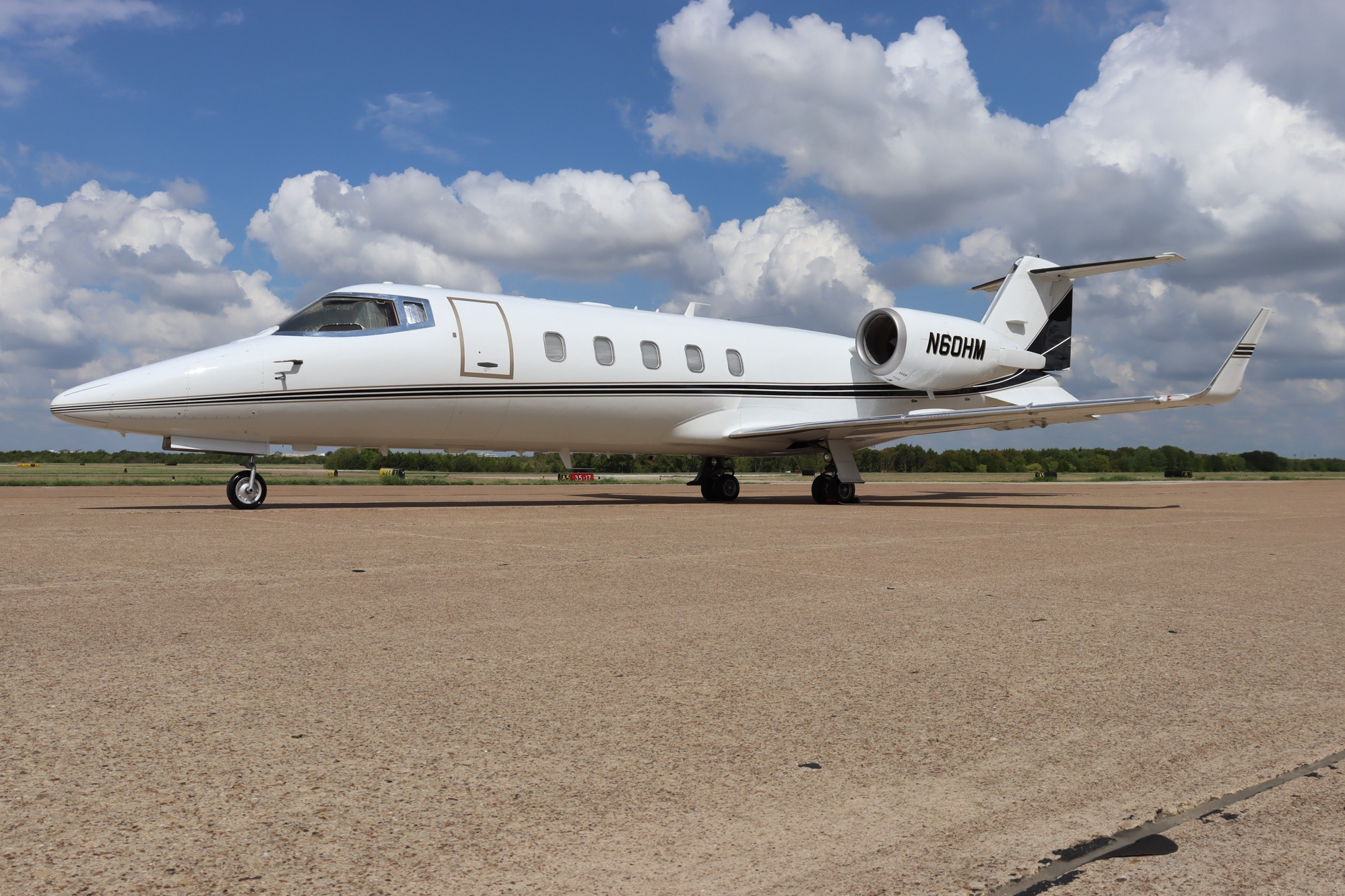 Image of tail N60HM