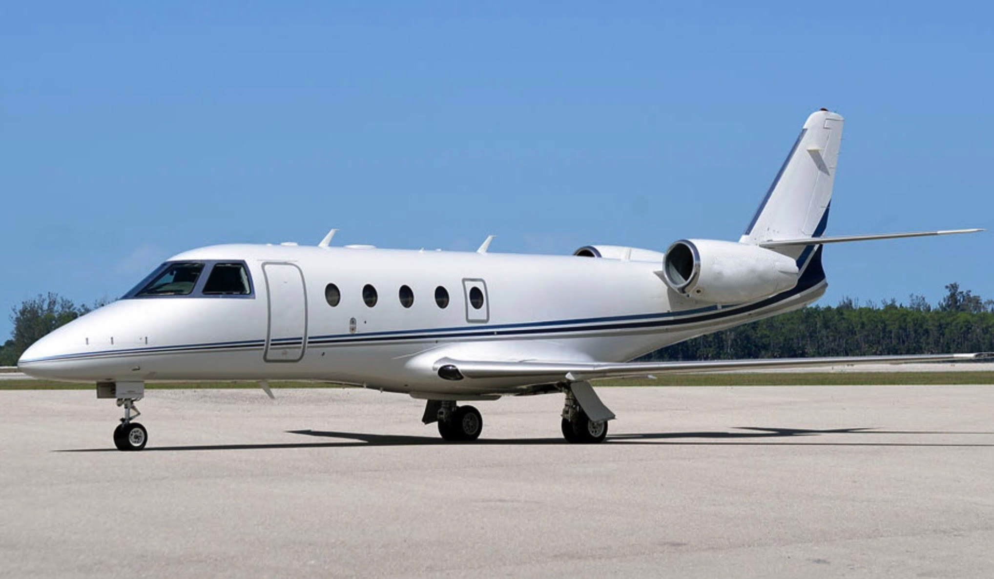 Image of tail N611NC