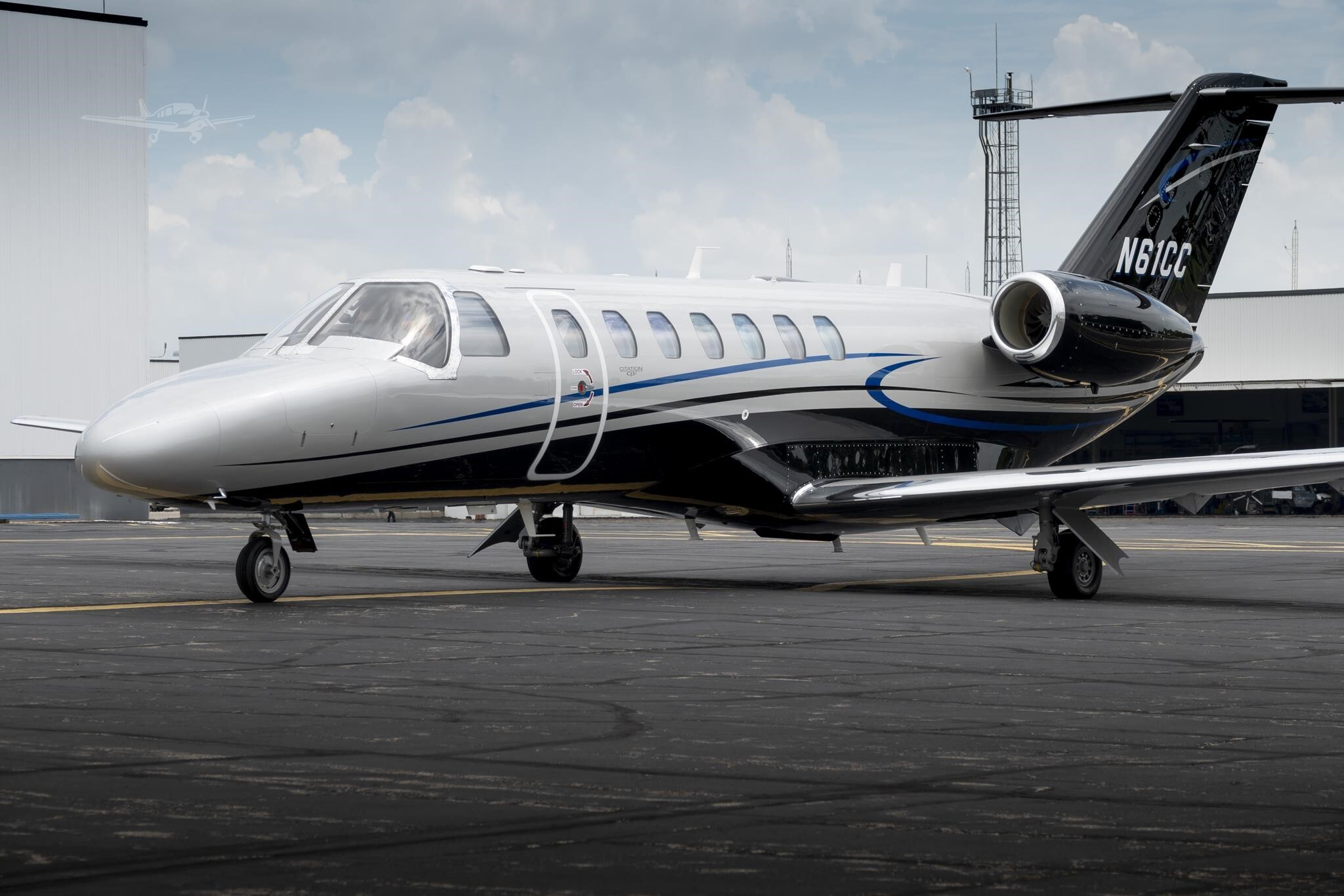 Image of tail N61CC