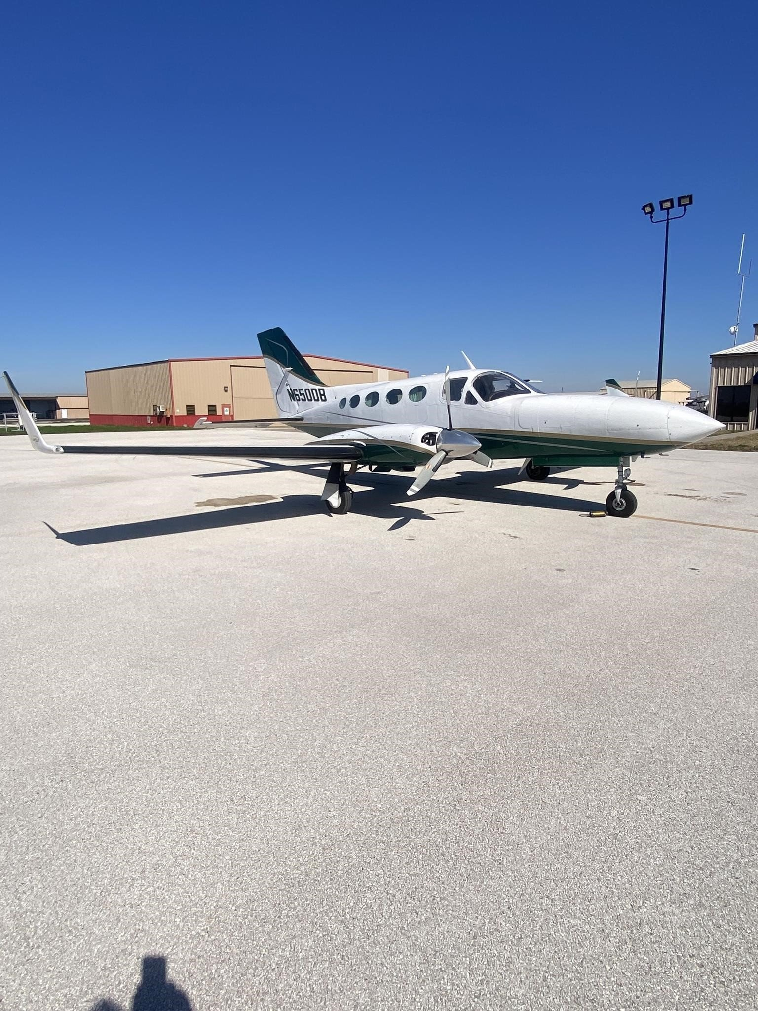 Image of tail N650D