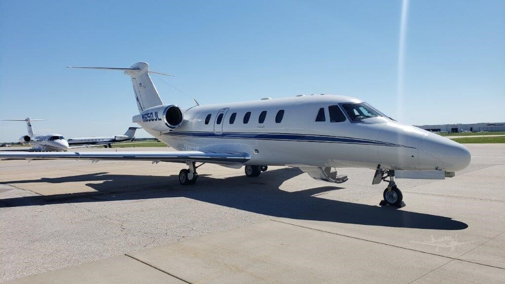 Image of tail N650JL