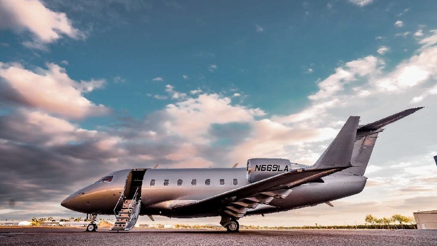 Image of tail N669LA