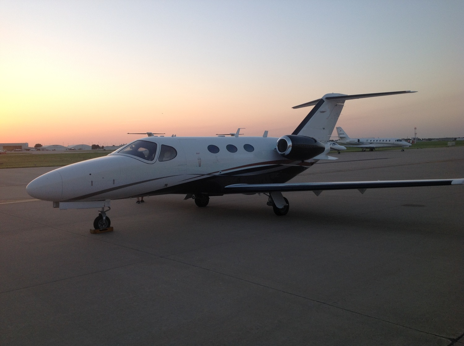Image of tail N66D