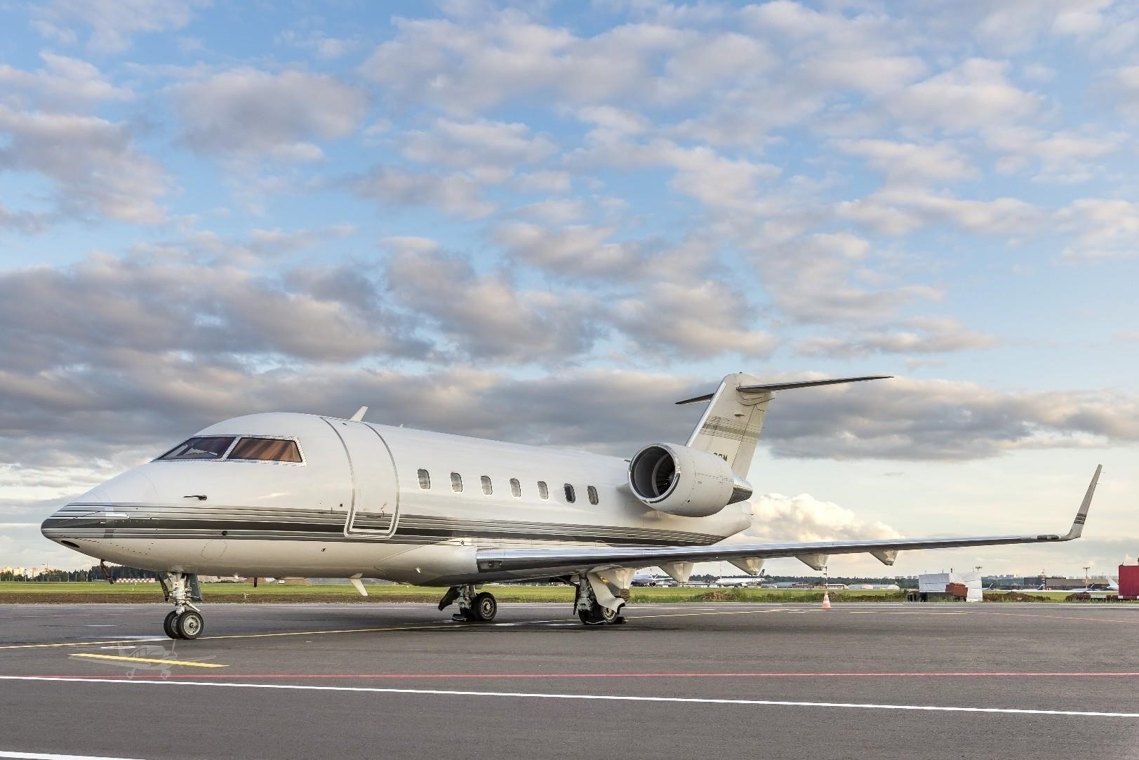 Image of tail N67RS