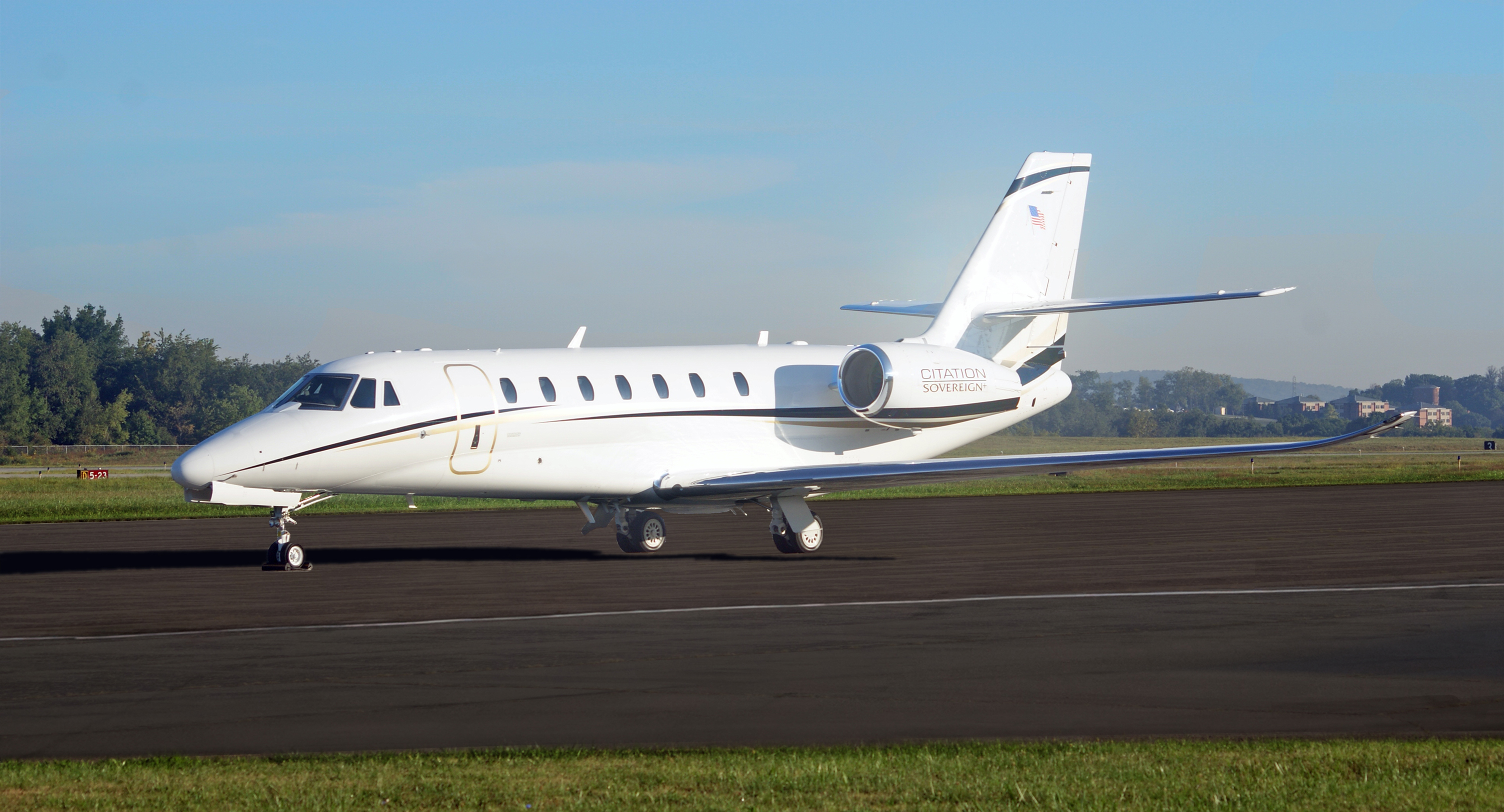 Image of tail N680SC