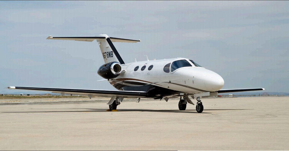 Image of tail N681AN