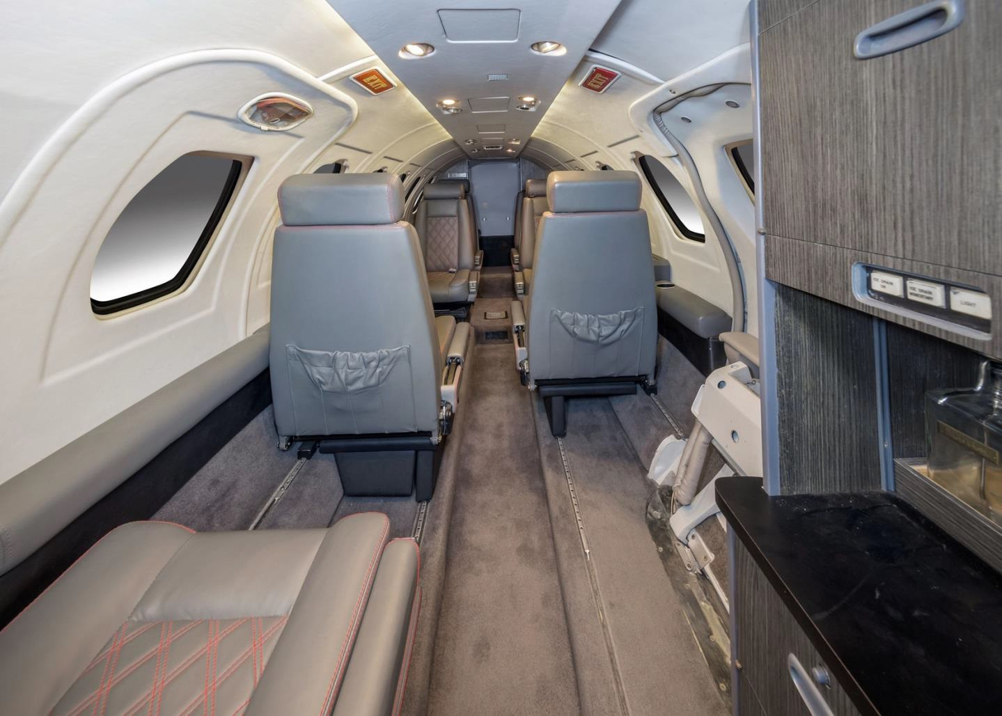 Aircraft Image for N698JT