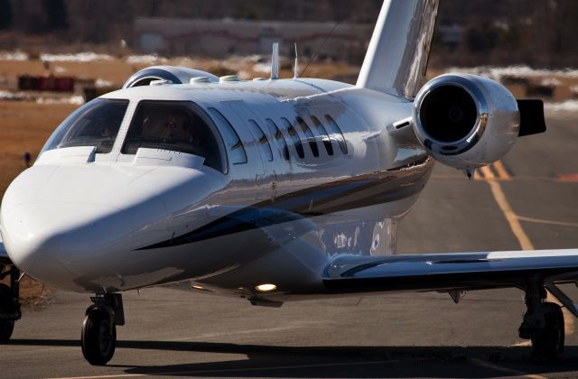 Image of tail N6ZE