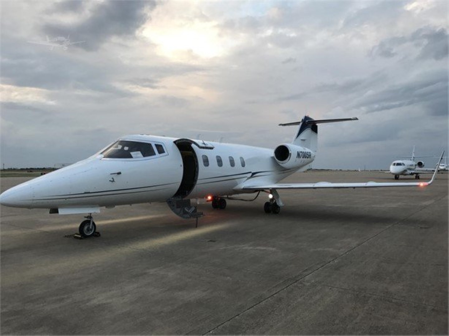 Image of tail N700SR