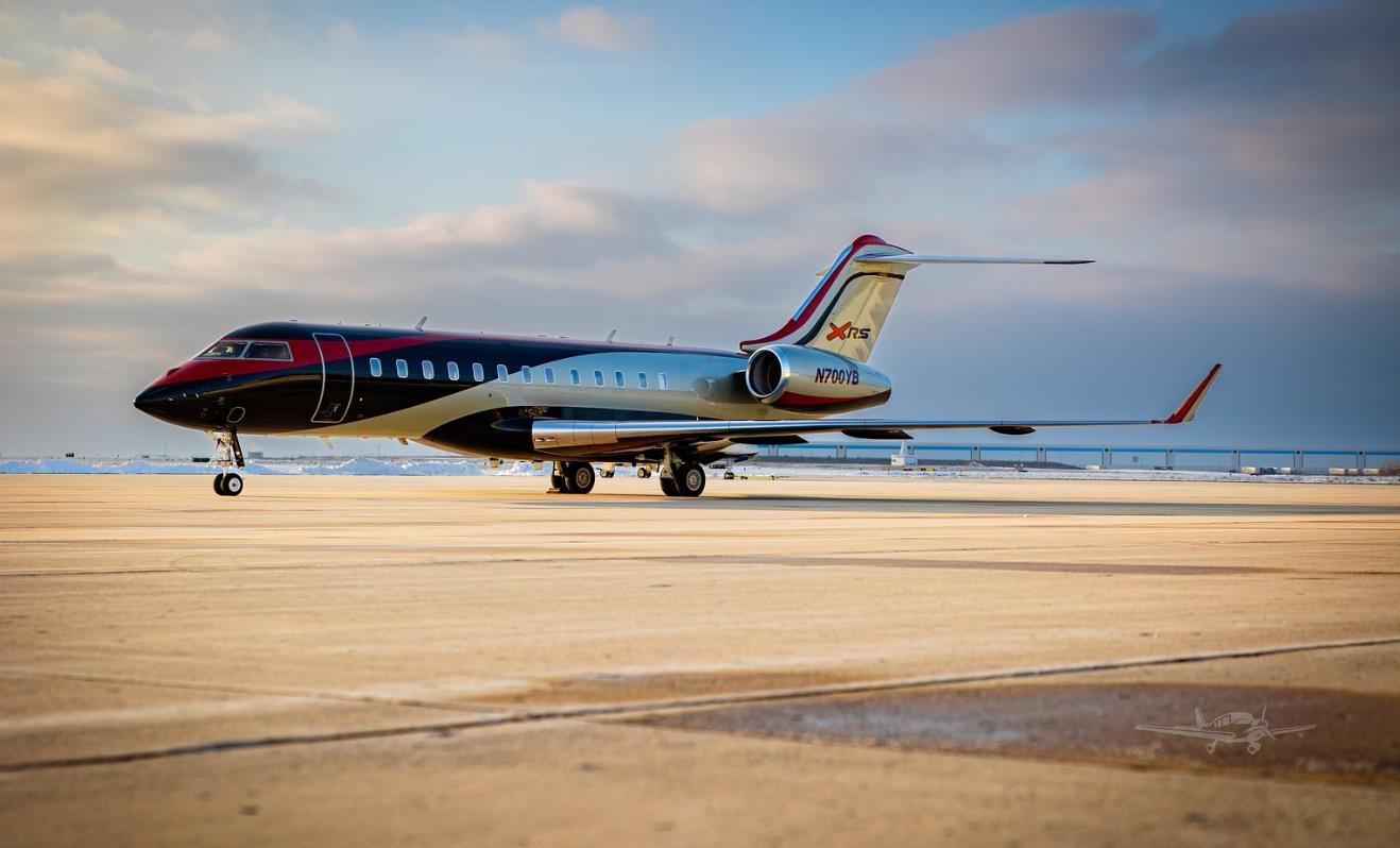 N226MY Challenger 604 | Virtual Hangar