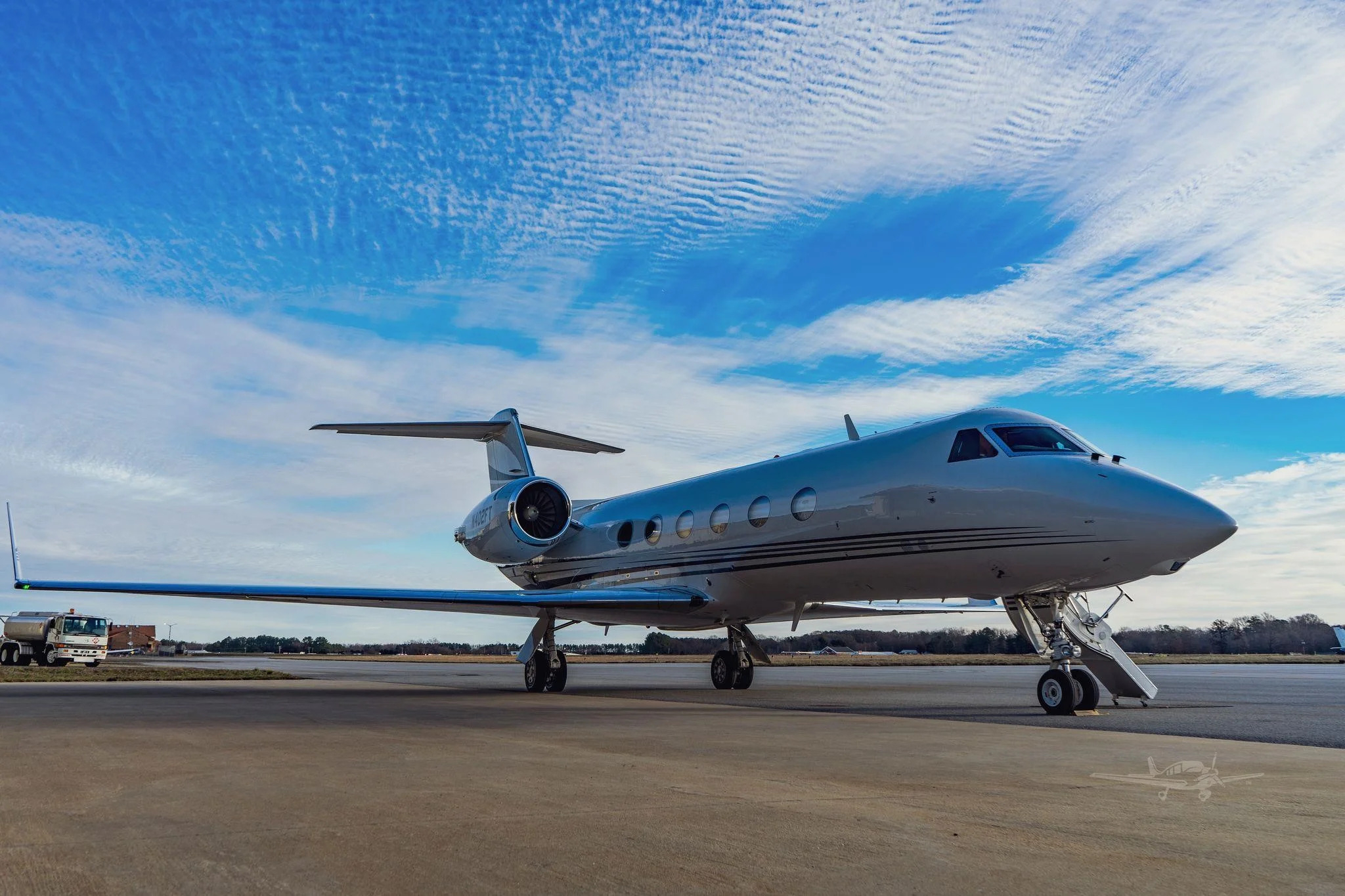 Image of tail N702LT