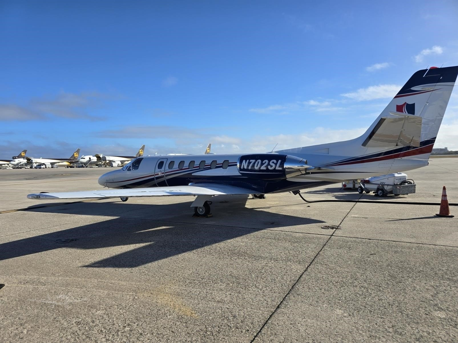 Image of tail N702SL