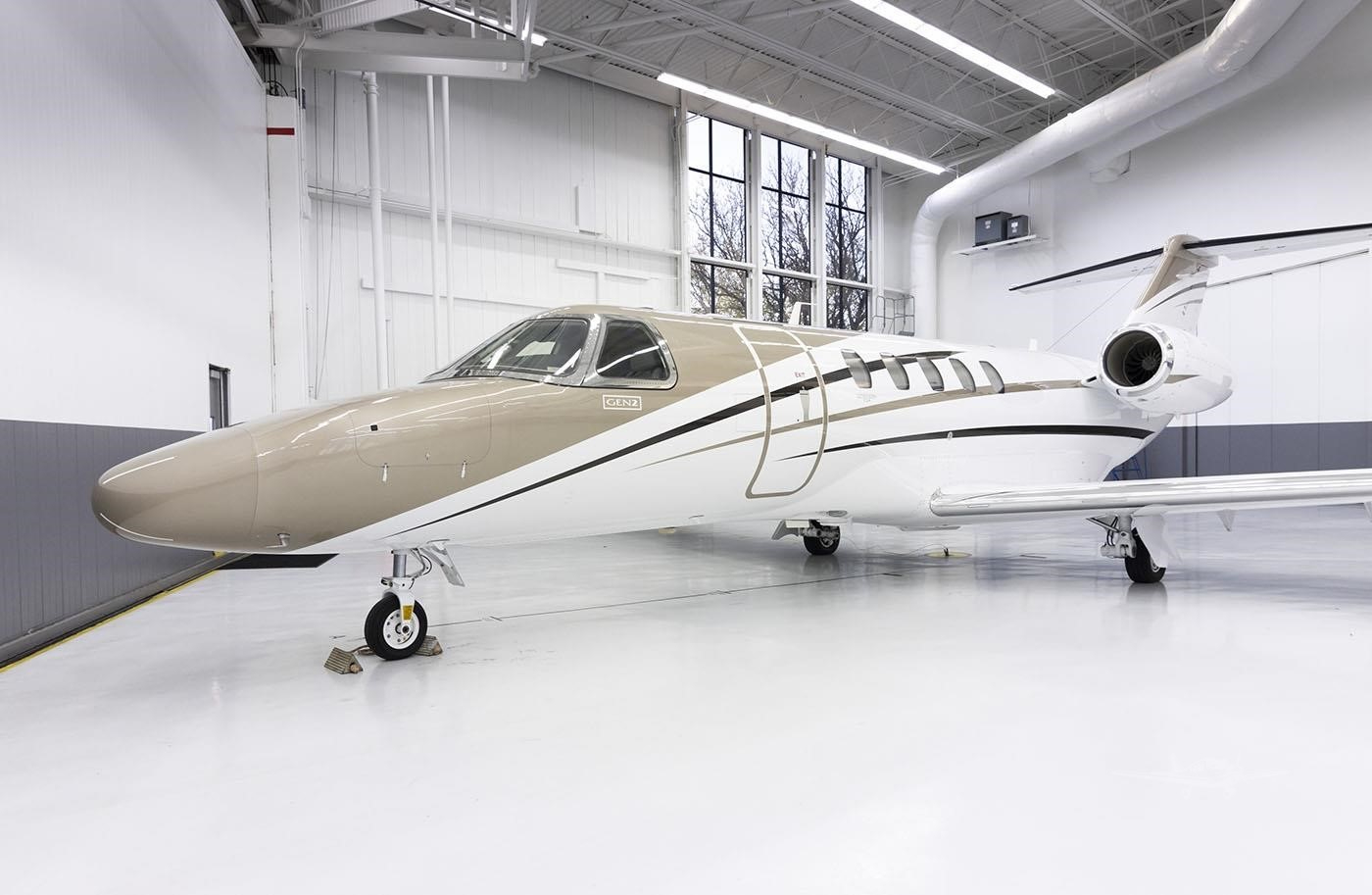 Image of tail N705MJ