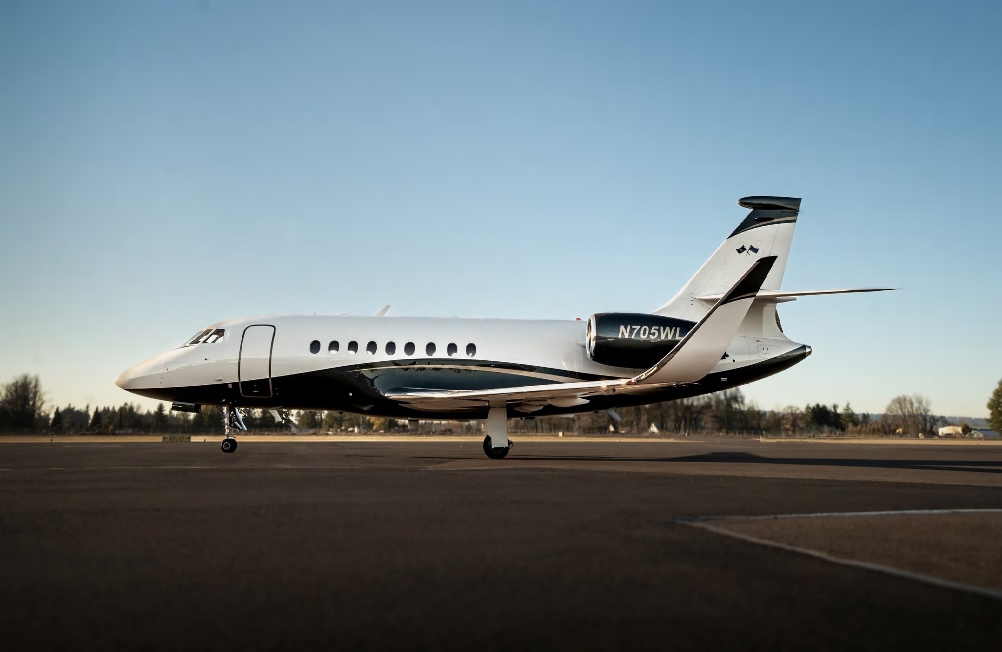 Image of tail N705WL
