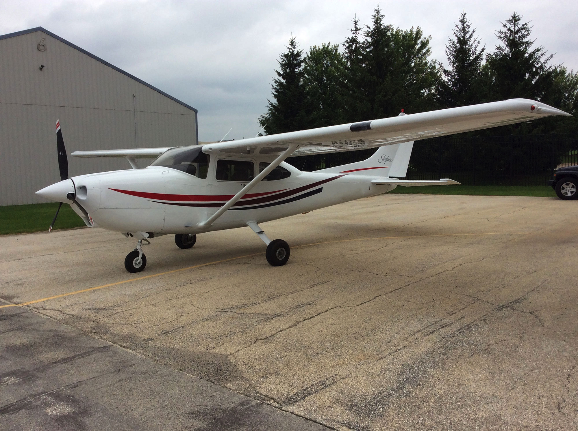 Image of tail N7111W