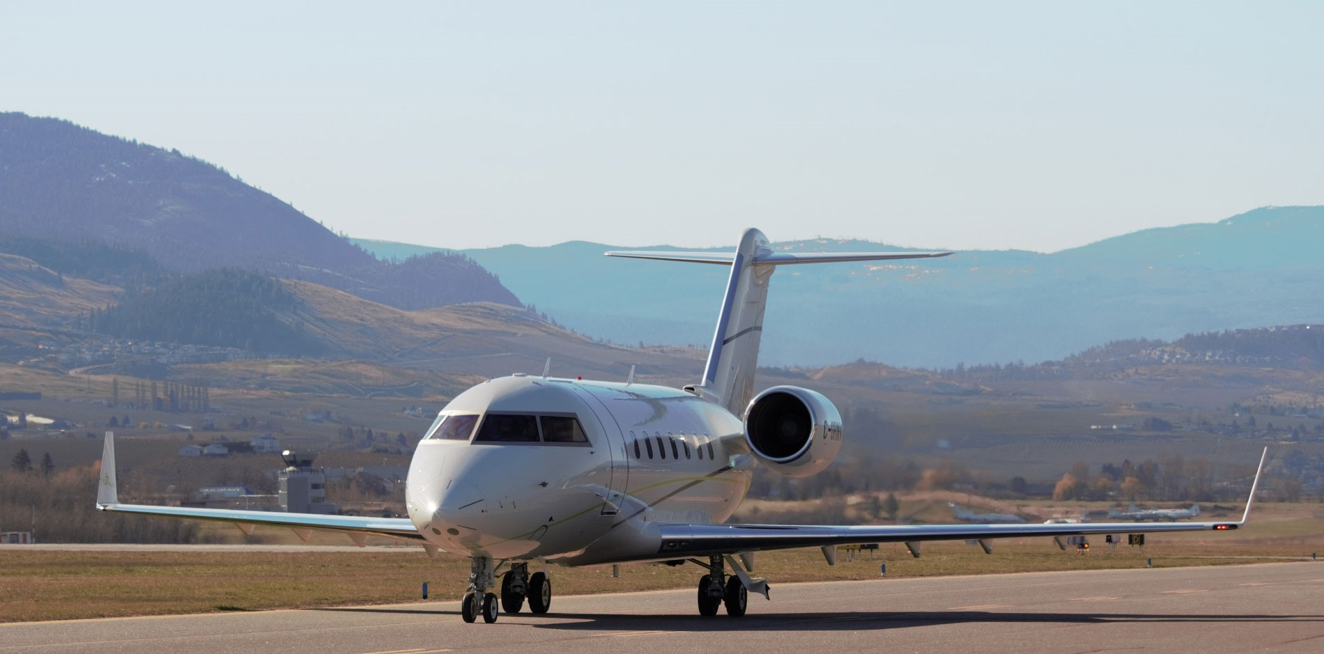 Image of tail N711AE