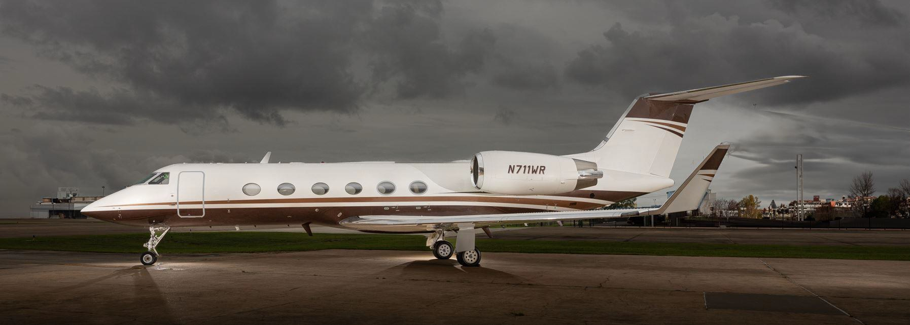 Image of tail N711WR