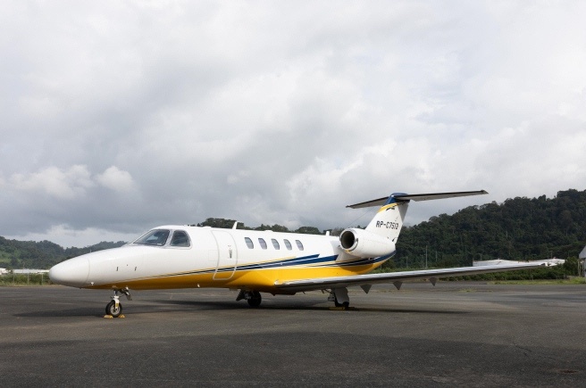 Image of tail N713CS