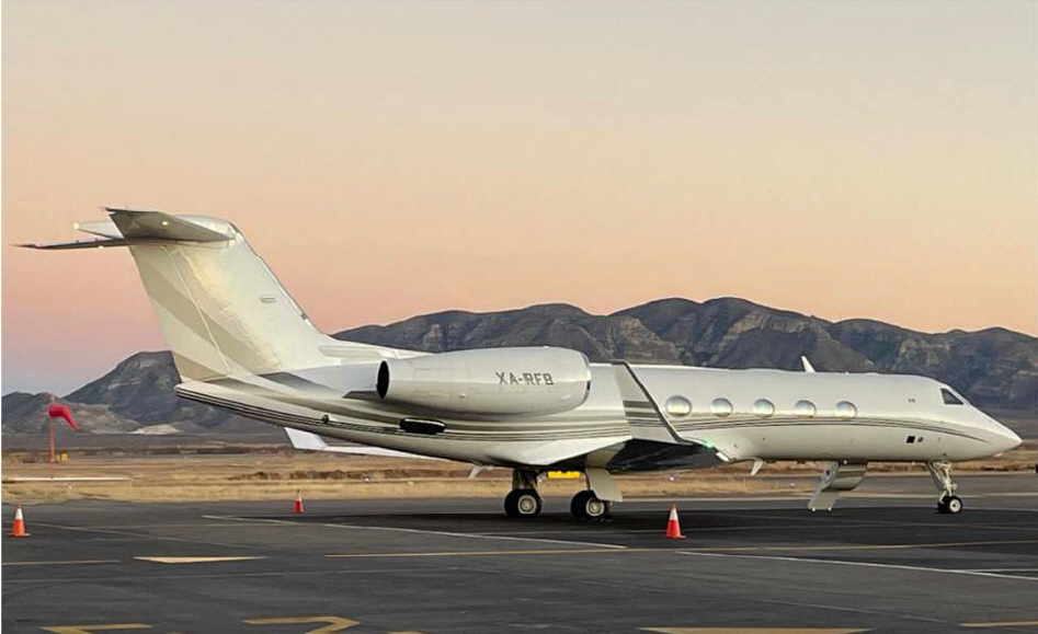 Image of tail N716WR