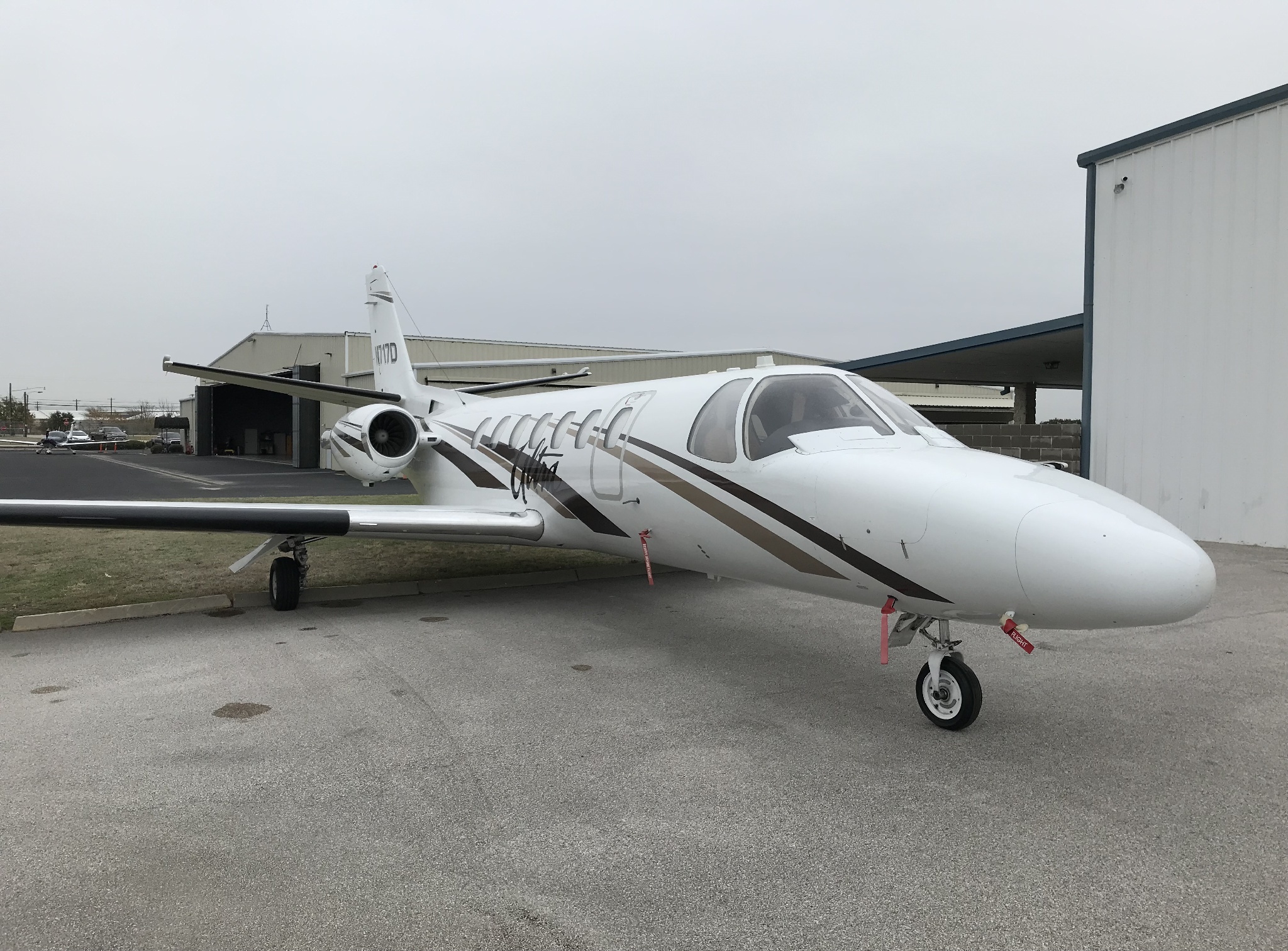 Image of tail N717D