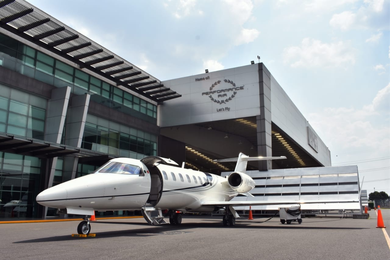 Image of tail N720RA
