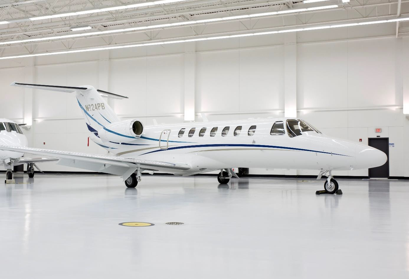 Image of tail N724PB