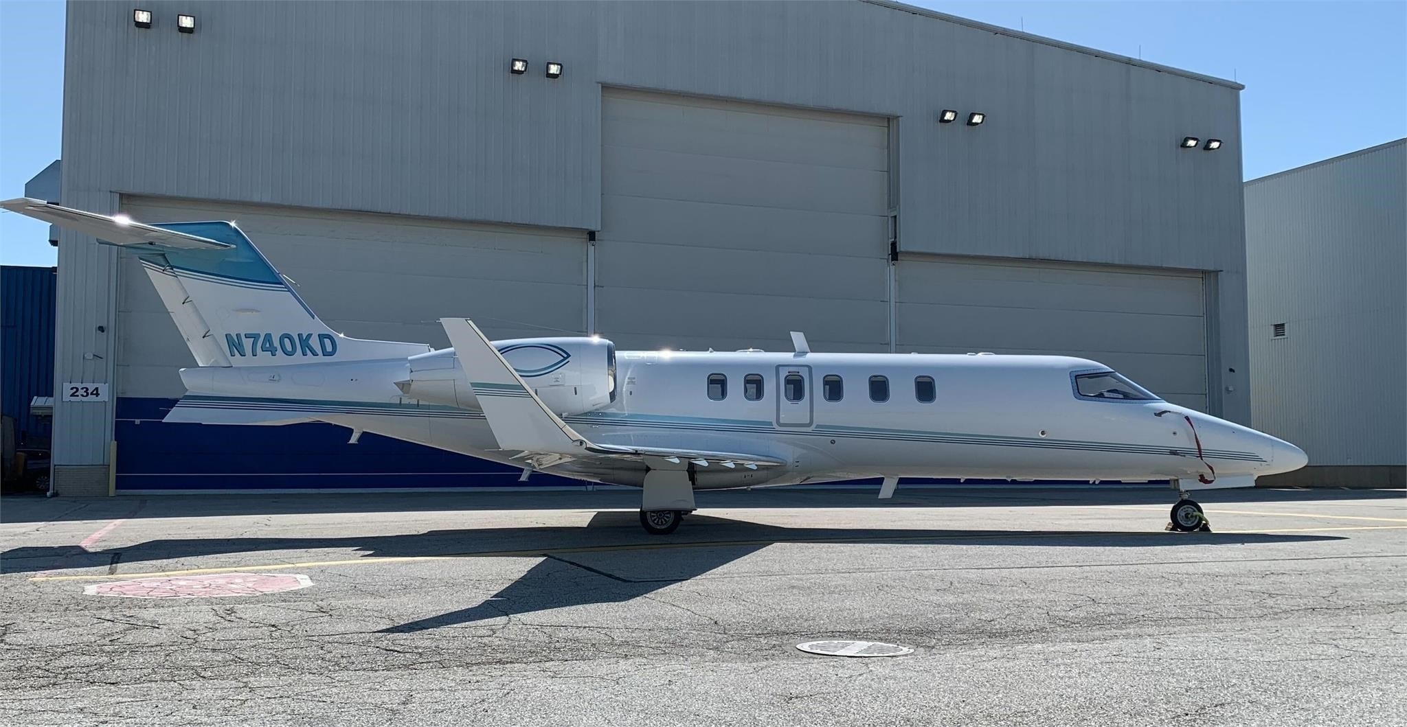 Image of tail N740K