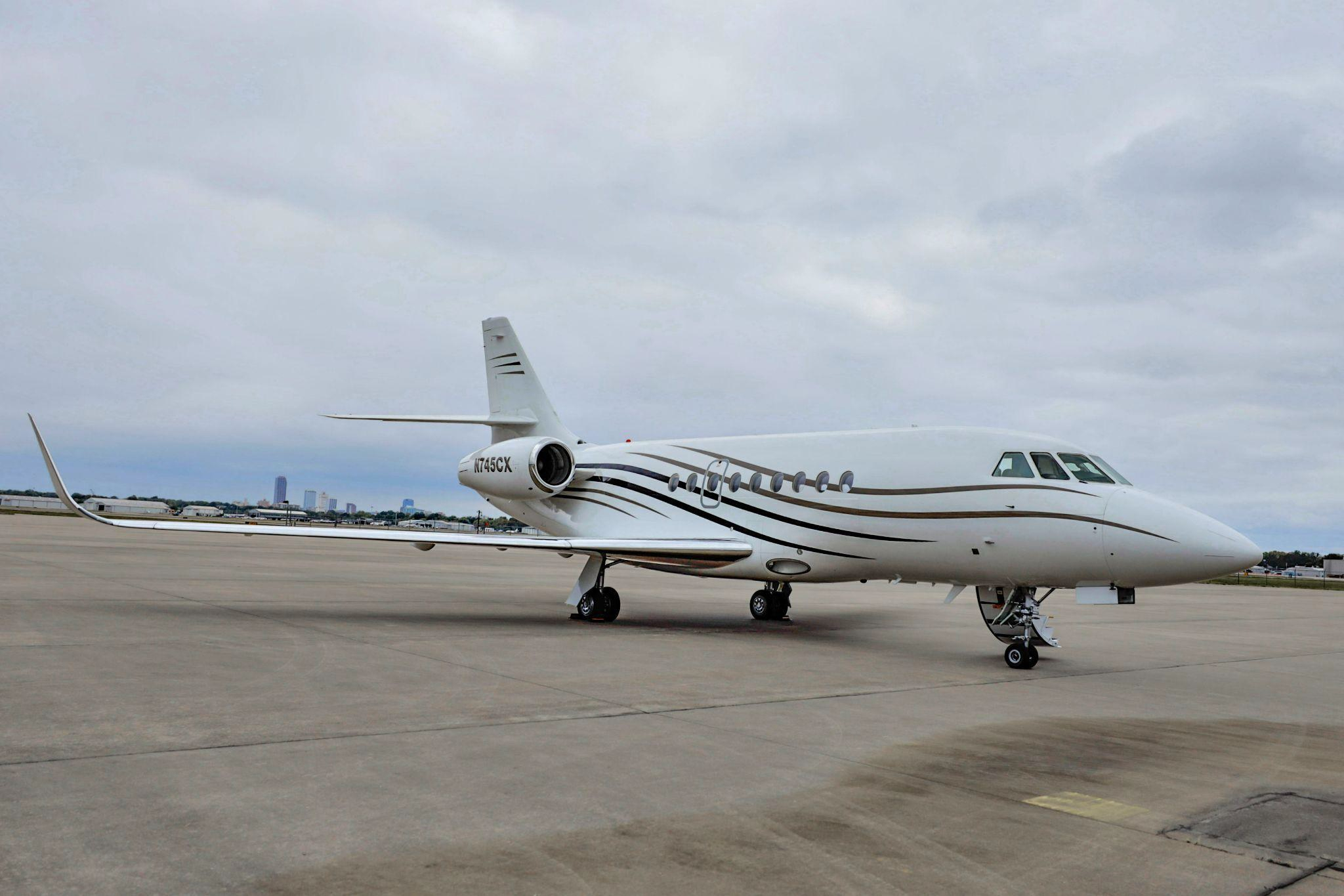 Image of tail N745CX