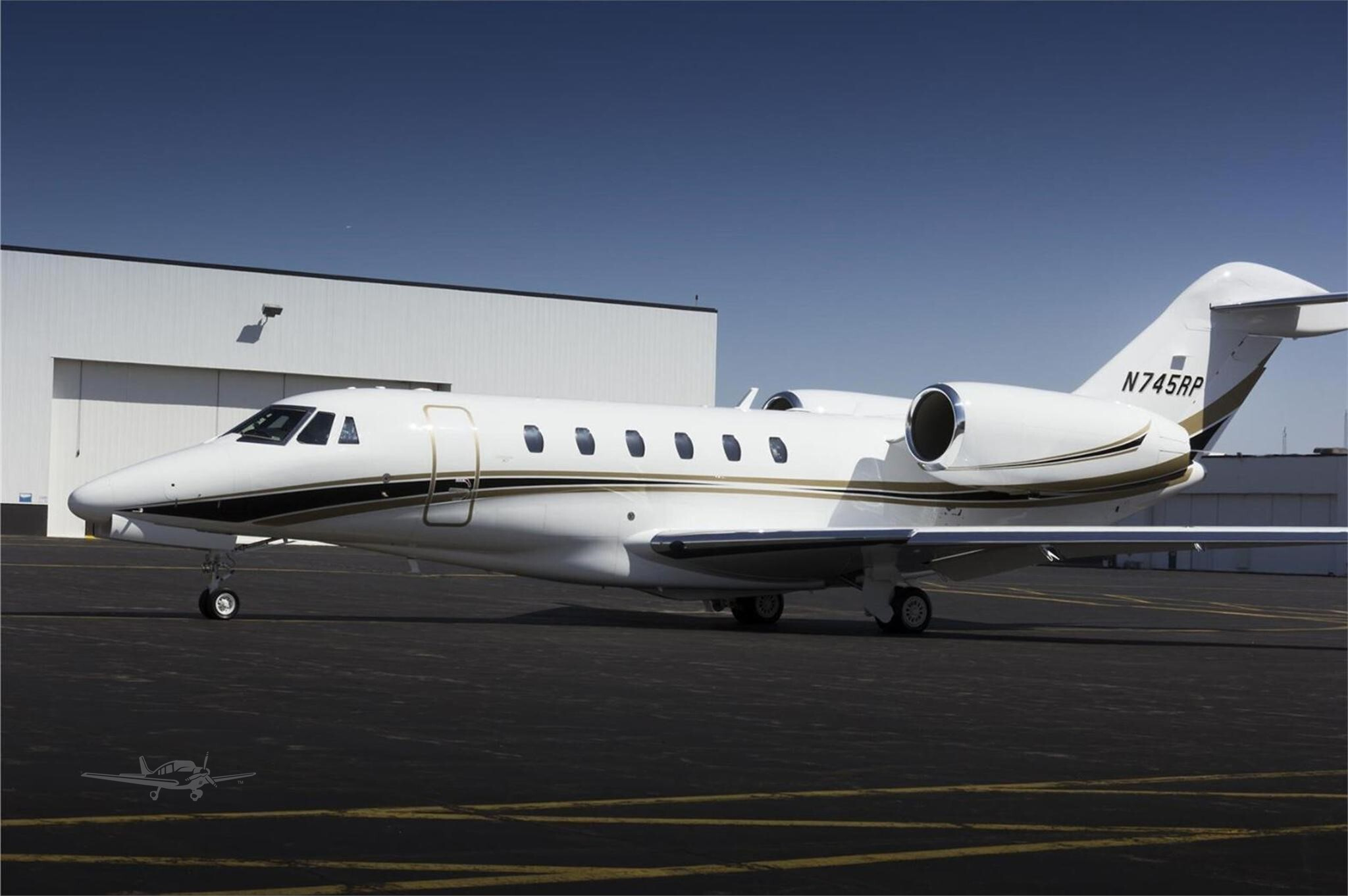 Image of tail N745RP