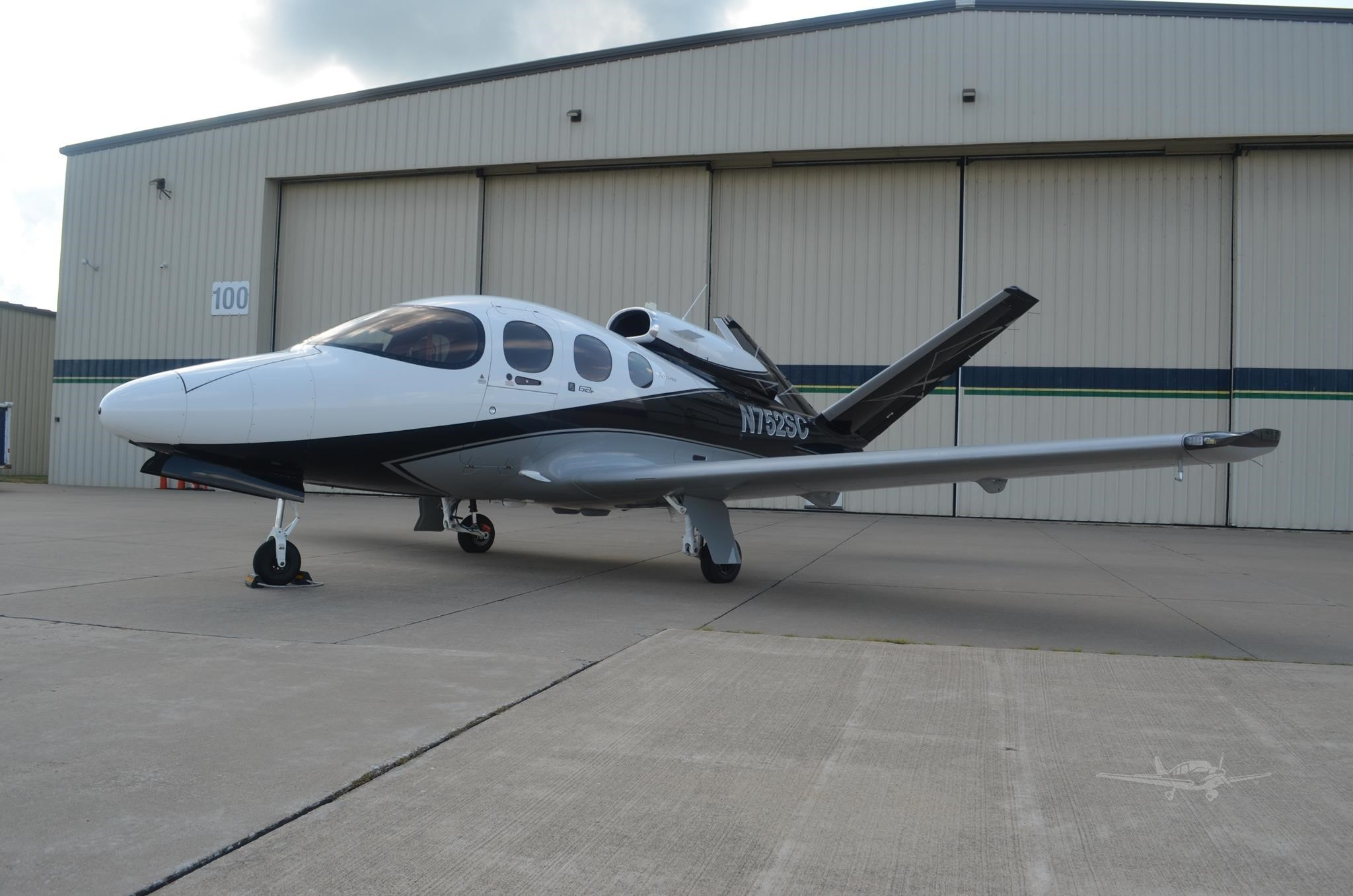 Image of tail N752S