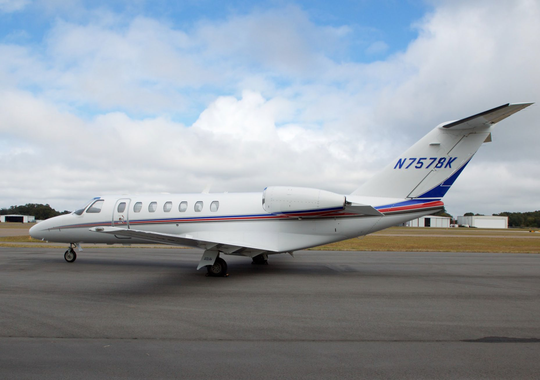 Image of tail N7578K