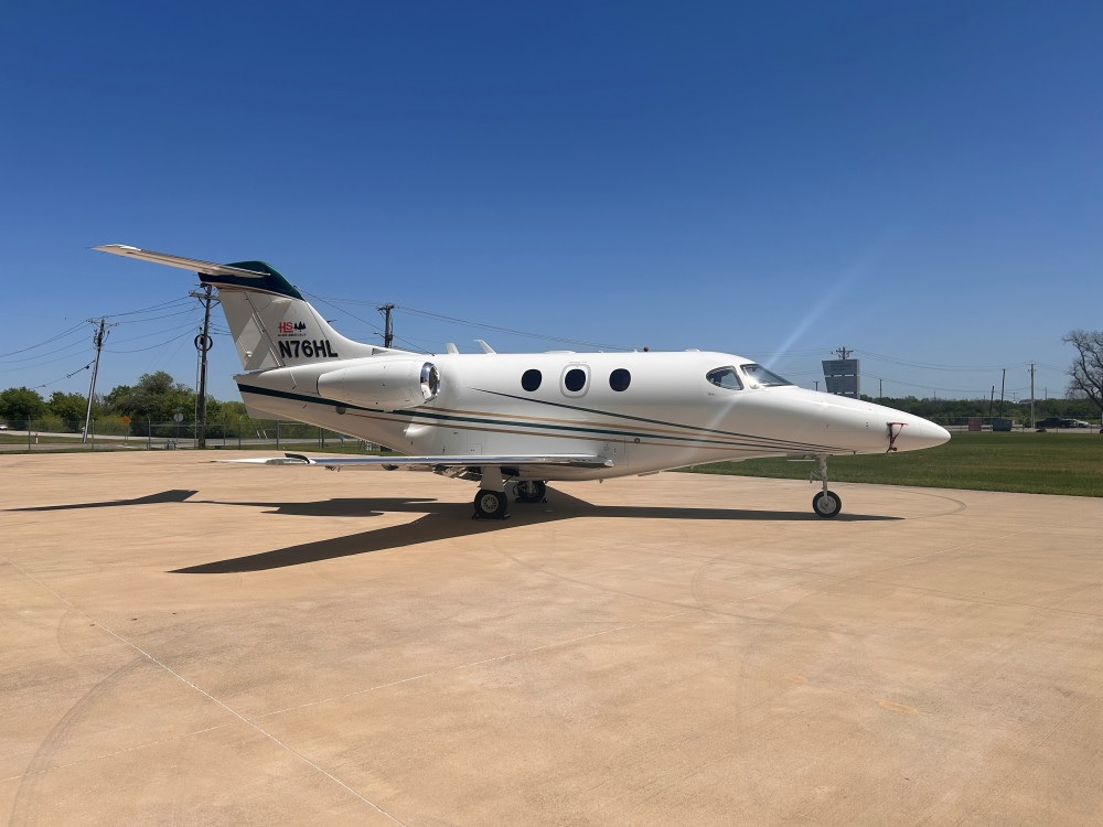 Image of tail N76HL