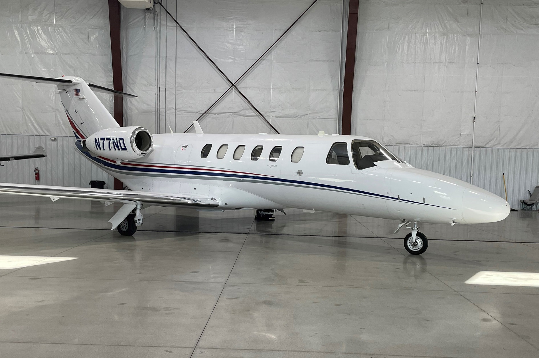 Image of tail N77ND