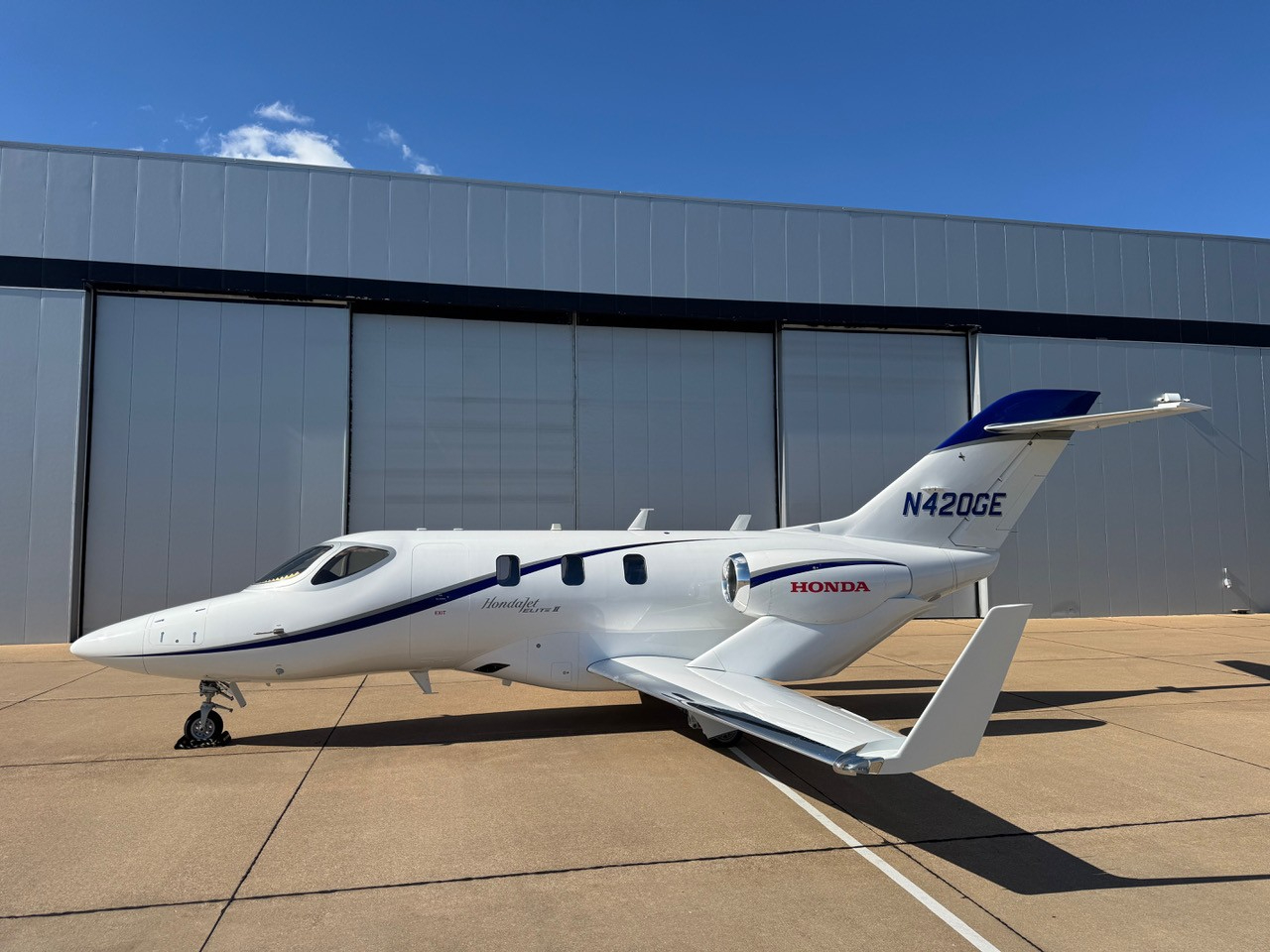 Image of tail N799MM