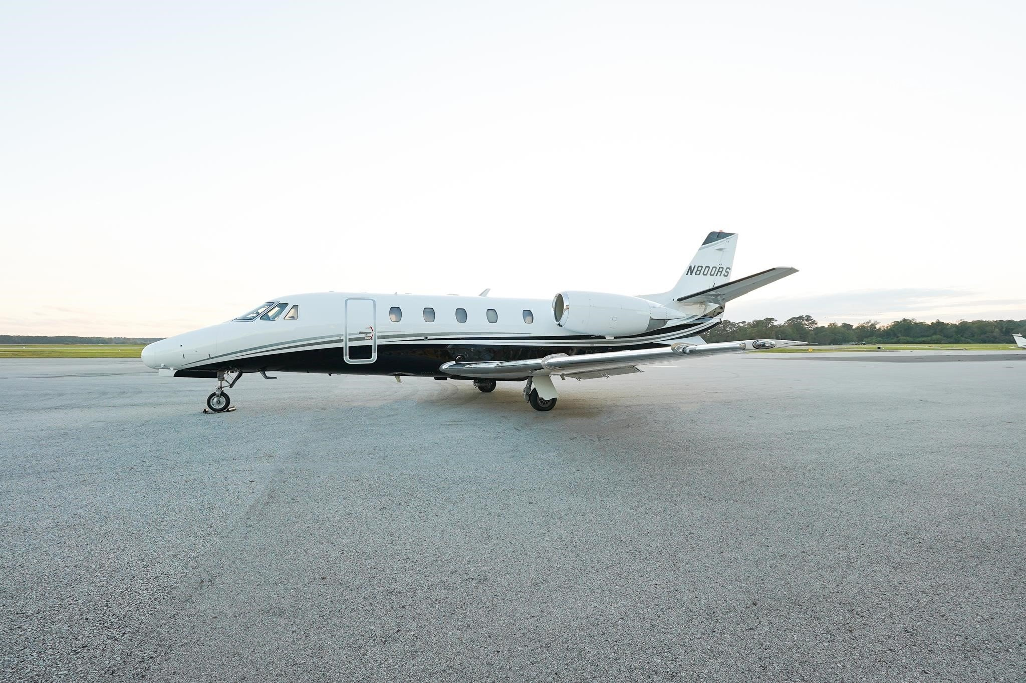 Image of tail N800RS