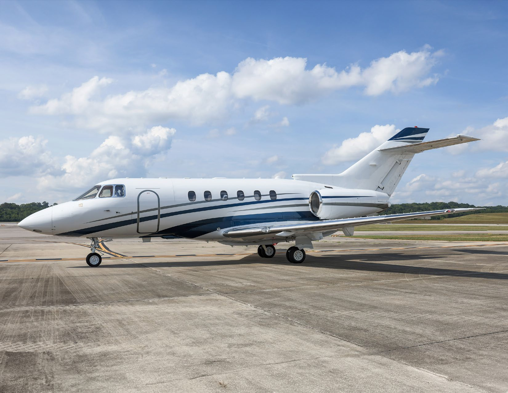 Image of tail N806MN
