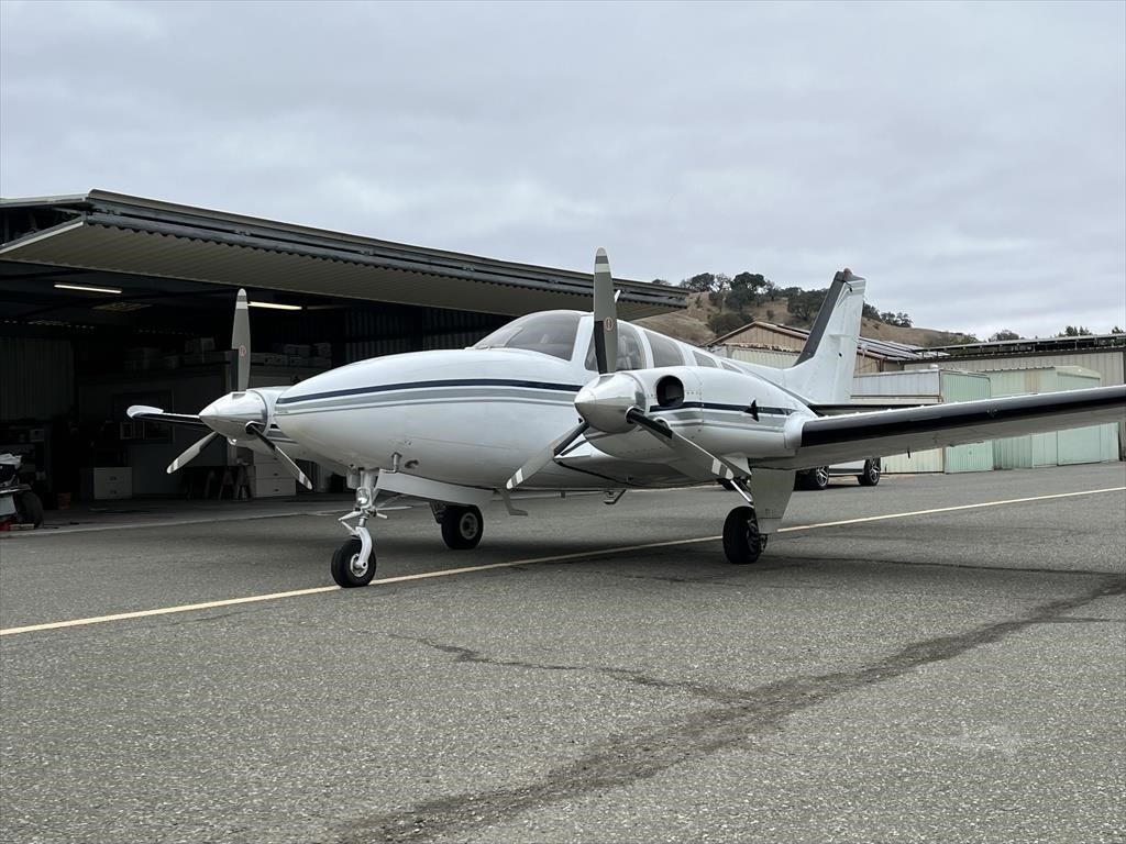 Image of tail N808L