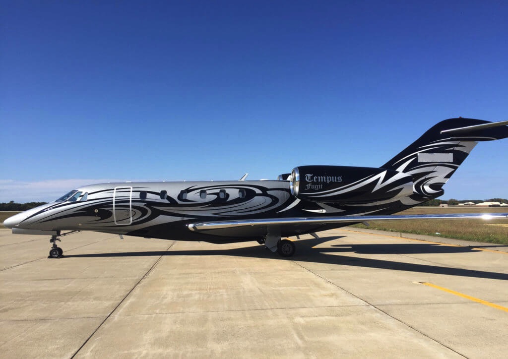 Image of tail N80EM