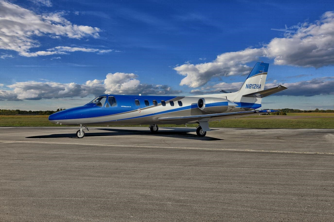 Image of tail N812HA