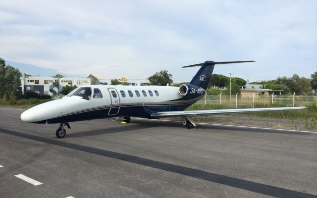 Image of tail N816FC